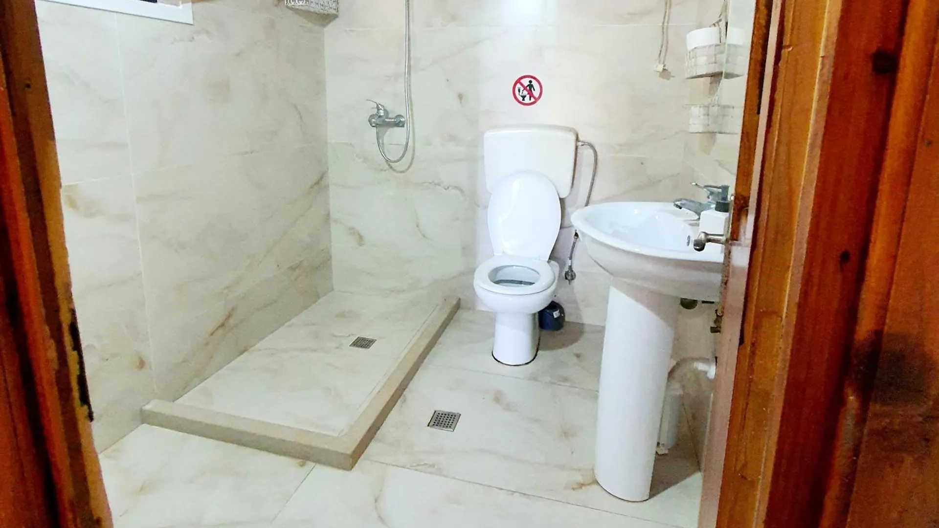 Lodge Toneda Seaside Bungalows Dhermi Albania