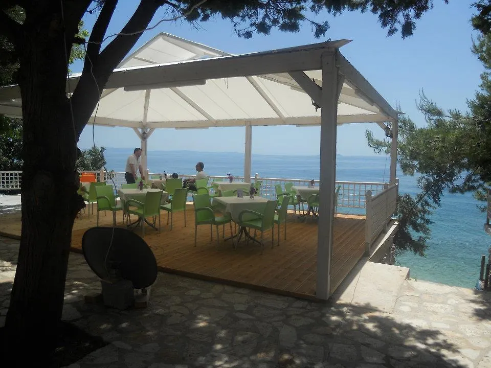 Toneda Seaside Bungalows Dhermi Lodge